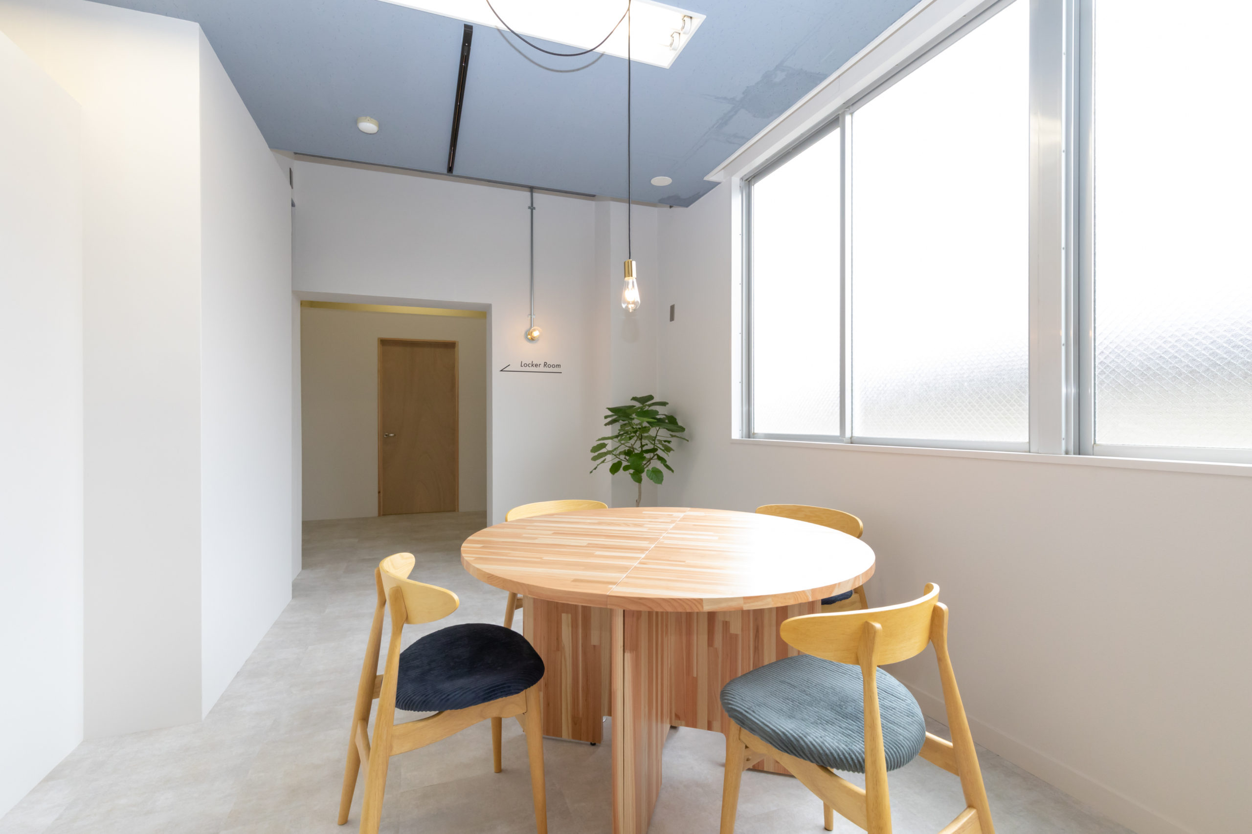 多目的テーブル